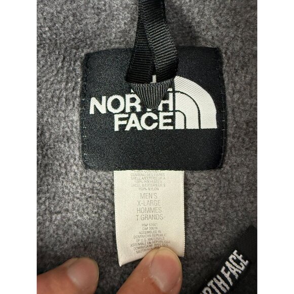 The North Face Denali Fleece Vest Men XL Grey Black Full Zip Polartec Outdoor - Picture 4 of 7